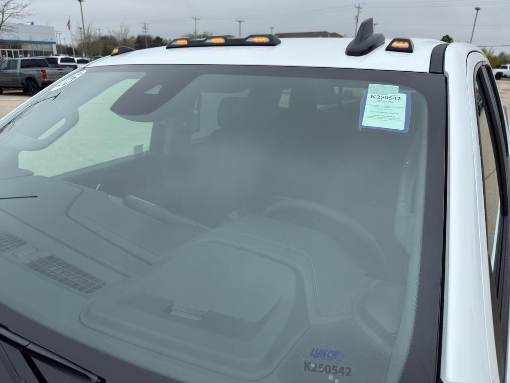 new 2025 Chevrolet Silverado 3500 car, priced at $72,371