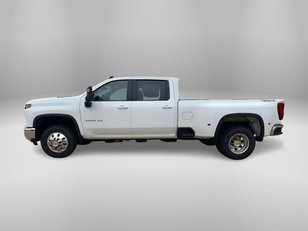 new 2025 Chevrolet Silverado 3500 car, priced at $72,371