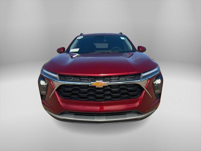 new 2025 Chevrolet Trax car, priced at $25,230