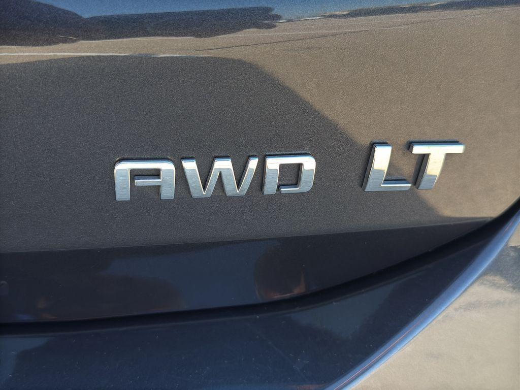used 2022 Chevrolet Equinox car, priced at $23,499