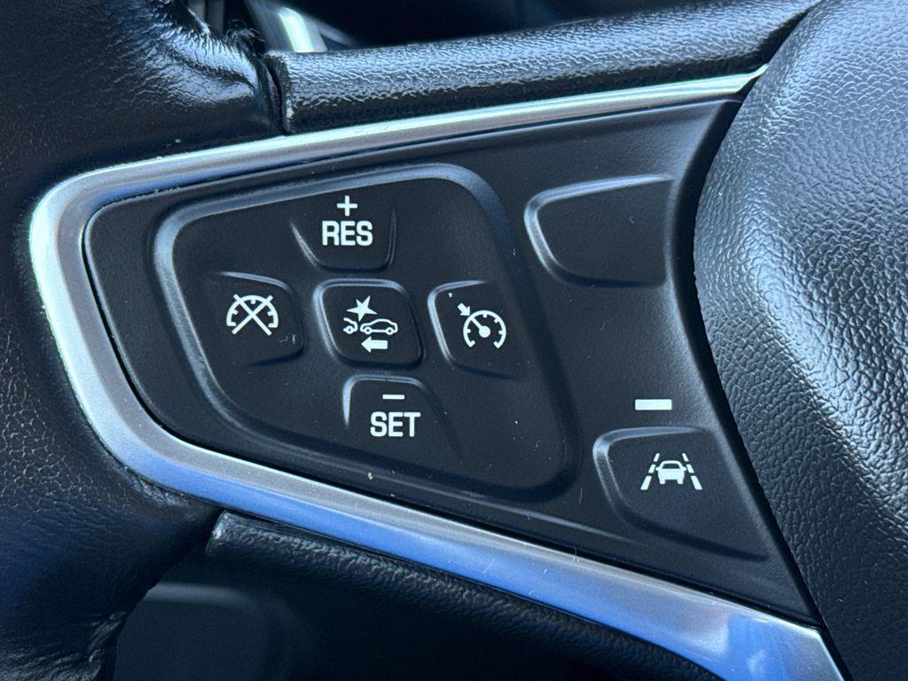 used 2022 Chevrolet Equinox car, priced at $23,499
