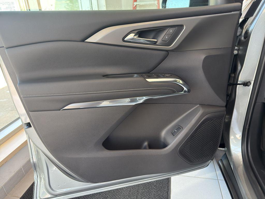 new 2025 Chevrolet Traverse car, priced at $42,763
