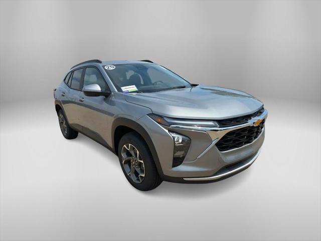 new 2025 Chevrolet Trax car, priced at $24,988