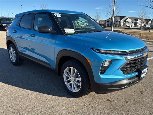 new 2025 Chevrolet TrailBlazer car, priced at $25,424