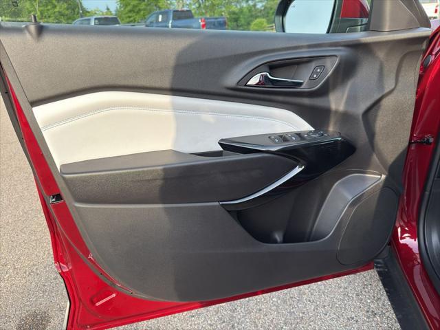 new 2025 Chevrolet Trax car, priced at $24,473