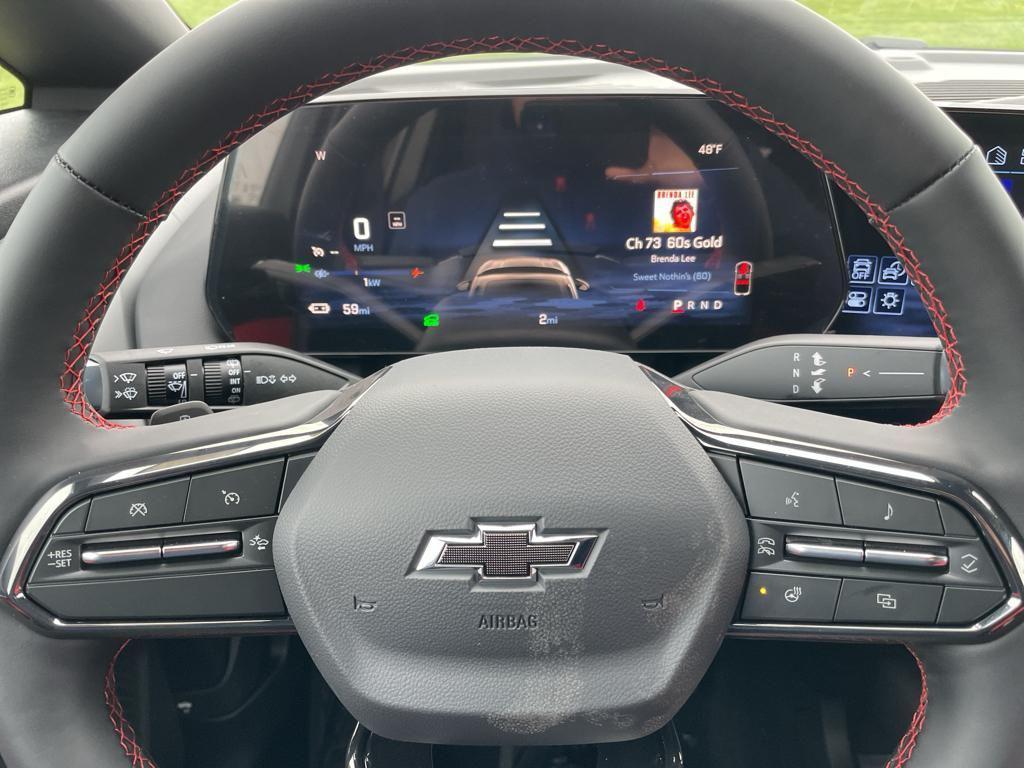 new 2025 Chevrolet Equinox EV car, priced at $40,090