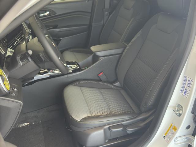 new 2025 Chevrolet Trax car, priced at $24,988