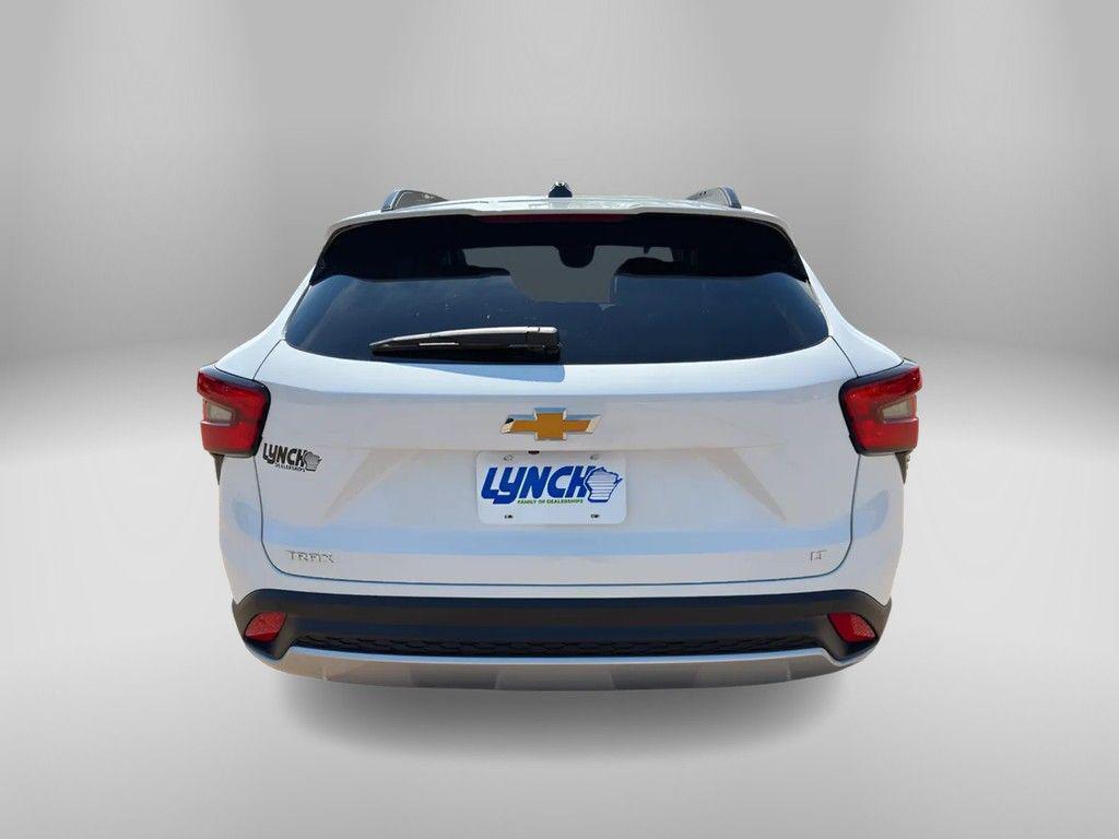 new 2025 Chevrolet Trax car, priced at $24,731