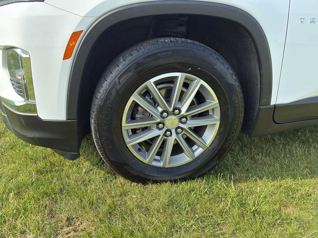 used 2022 Chevrolet Traverse car, priced at $29,475