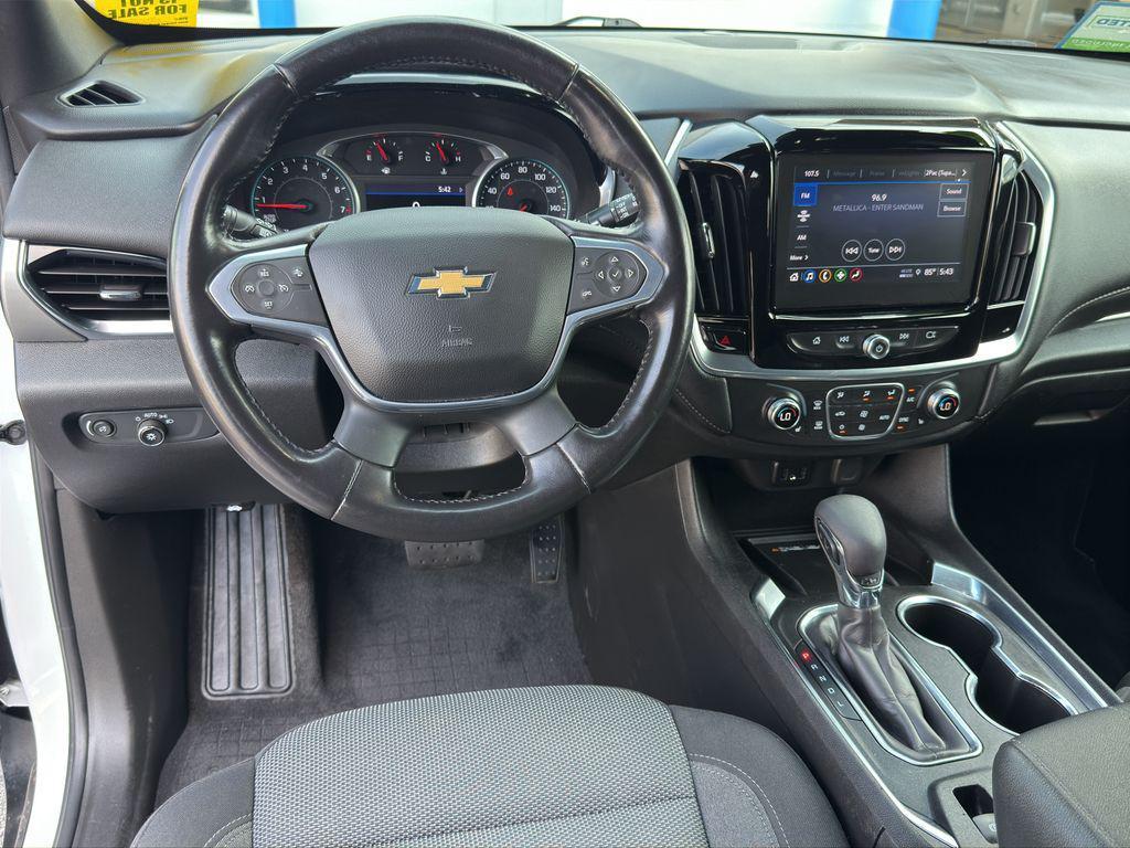 used 2022 Chevrolet Traverse car, priced at $29,475