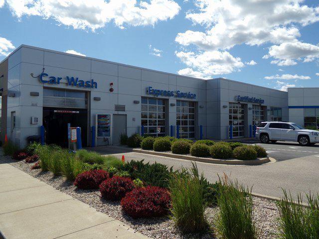 used 2021 Chevrolet Equinox car, priced at $15,373