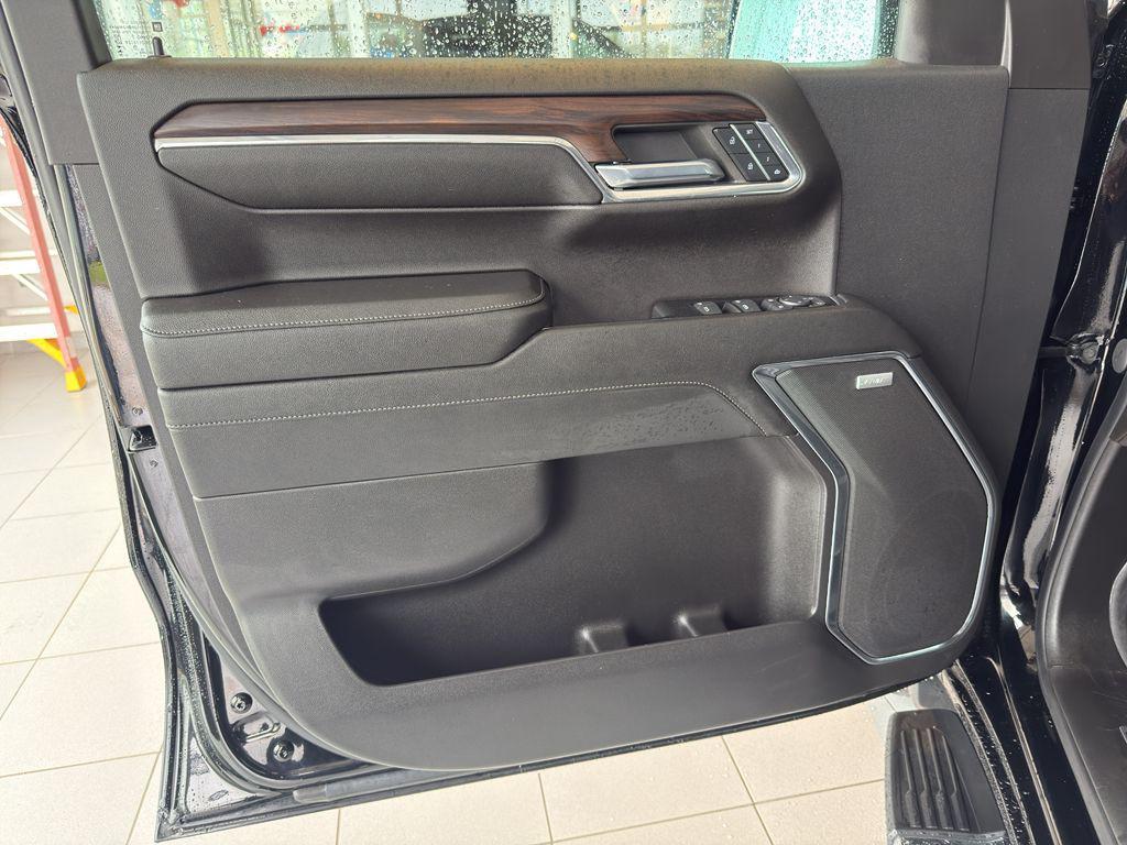 used 2023 GMC Sierra 1500 car, priced at $52,398