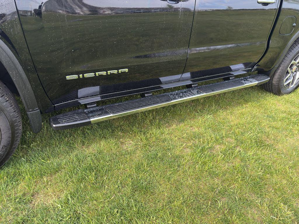 used 2023 GMC Sierra 1500 car, priced at $52,398