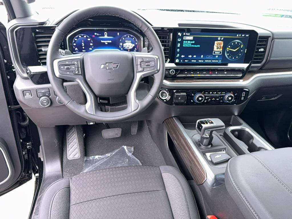 new 2025 Chevrolet Silverado 1500 car, priced at $58,502