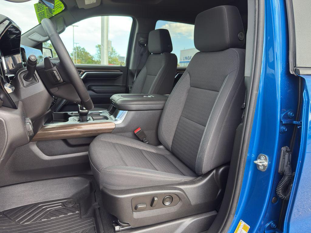 used 2022 Chevrolet Silverado 1500 car, priced at $42,199