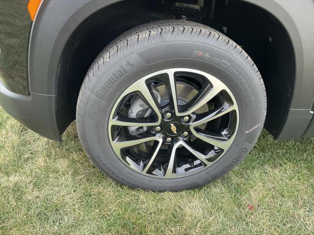 new 2025 Chevrolet TrailBlazer car, priced at $28,475