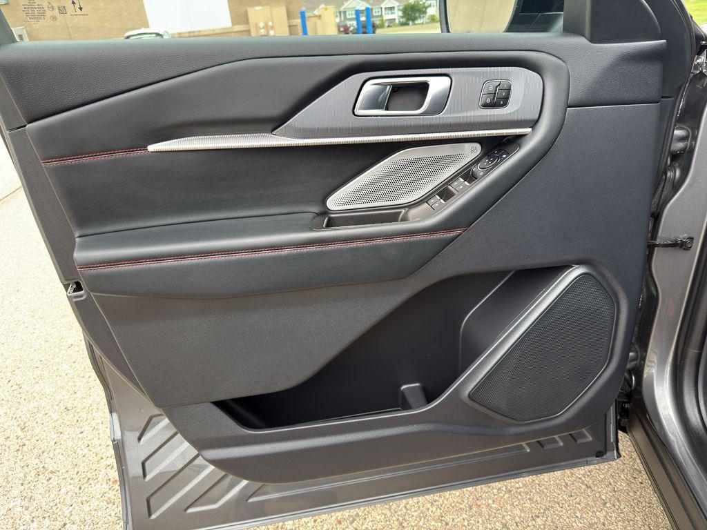 used 2025 Ford Explorer car, priced at $47,360