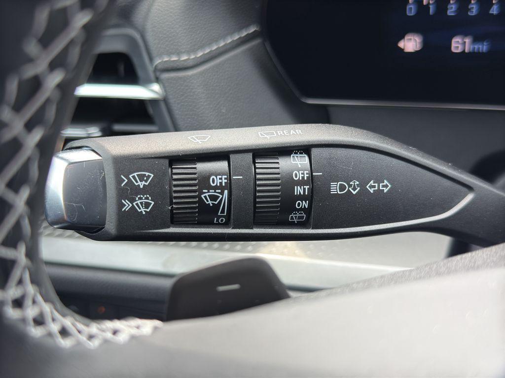 new 2025 Chevrolet Traverse car, priced at $41,037