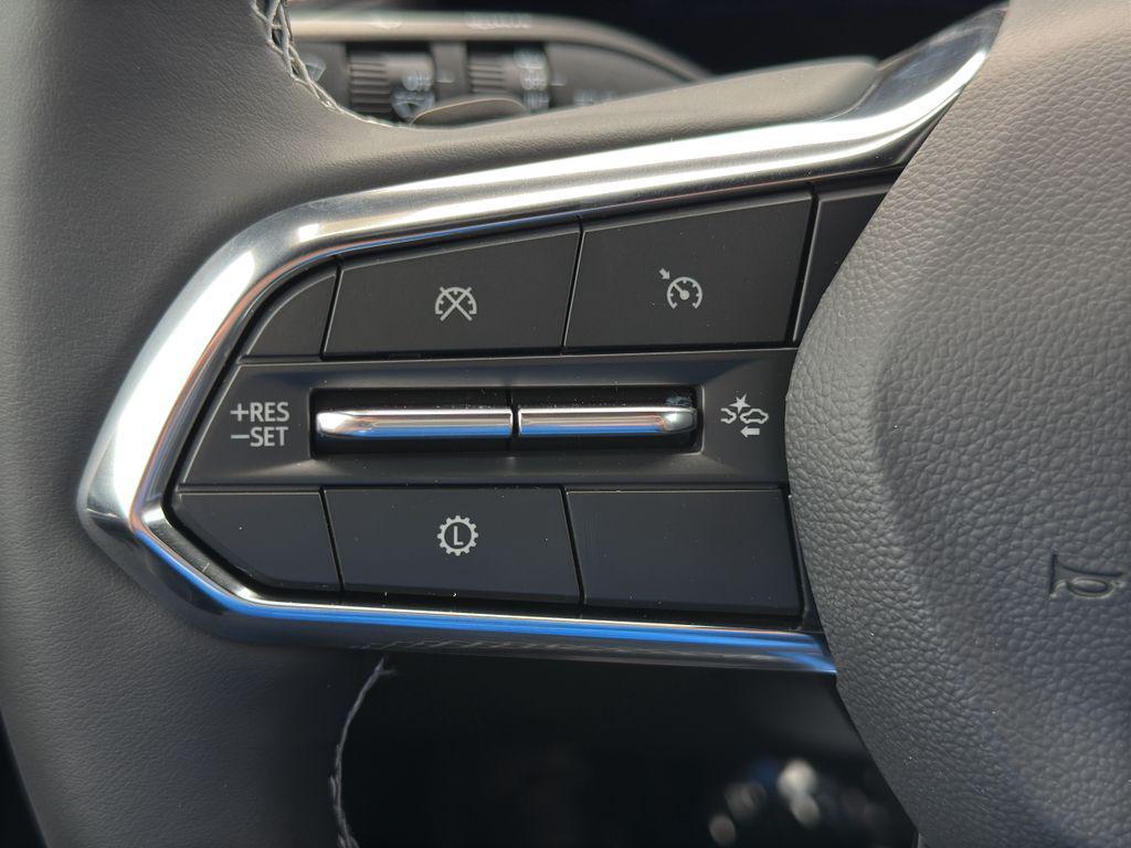 new 2025 Chevrolet Traverse car, priced at $41,037