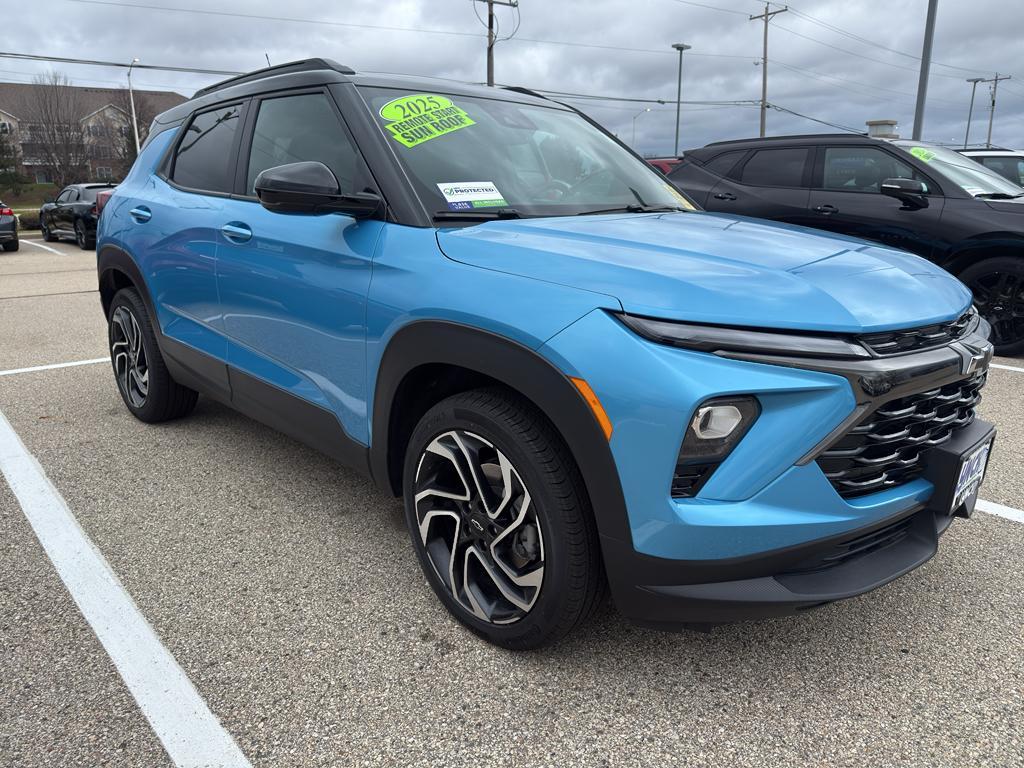 used 2025 Chevrolet TrailBlazer car, priced at $29,167