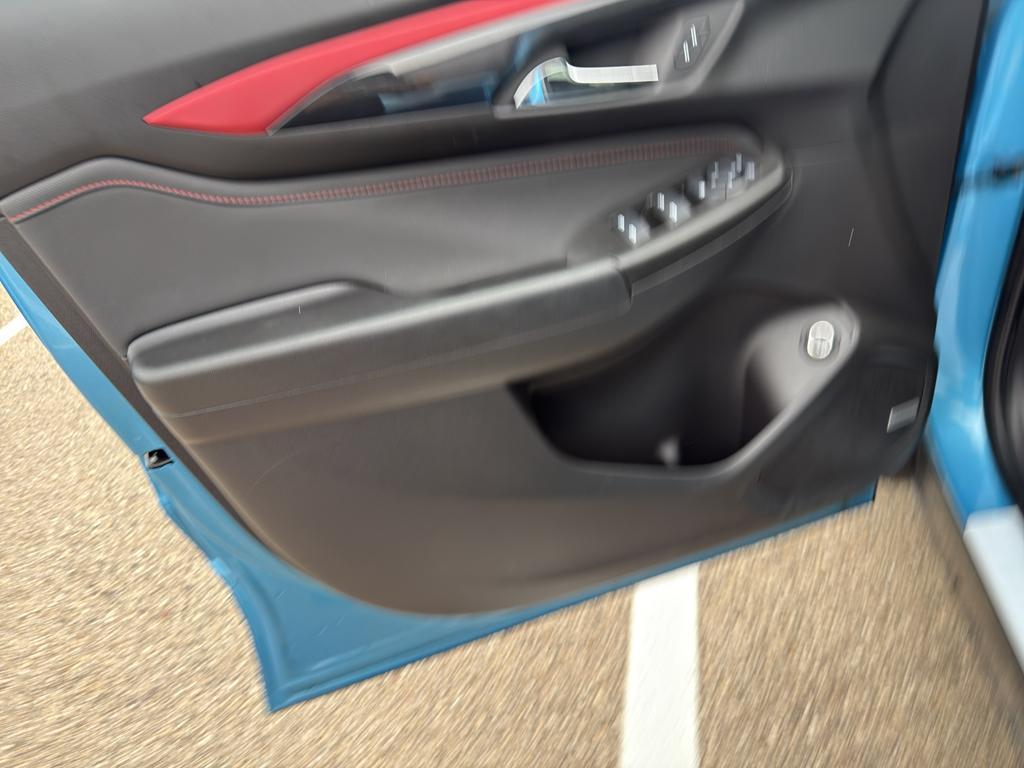 used 2025 Chevrolet TrailBlazer car, priced at $29,167