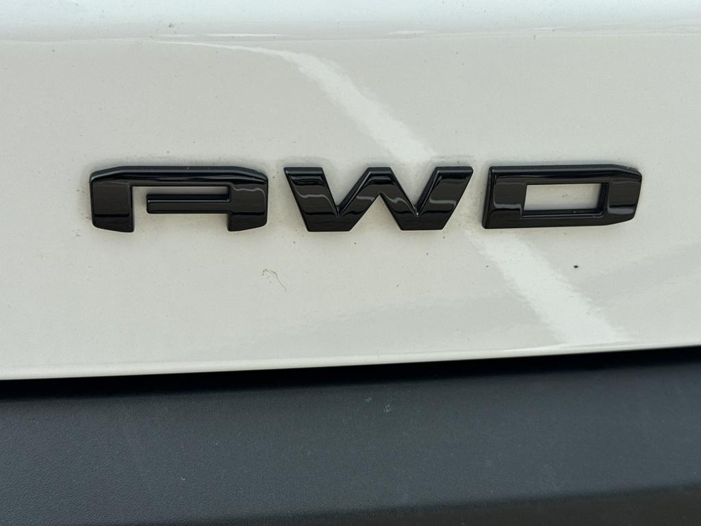 used 2022 GMC Acadia car, priced at $30,608