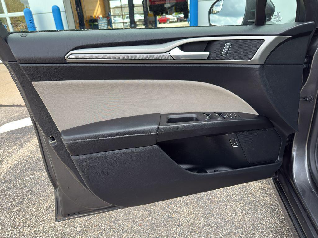 used 2018 Ford Fusion Hybrid car, priced at $14,550