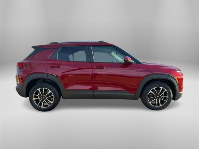 new 2025 Chevrolet TrailBlazer car, priced at $27,052