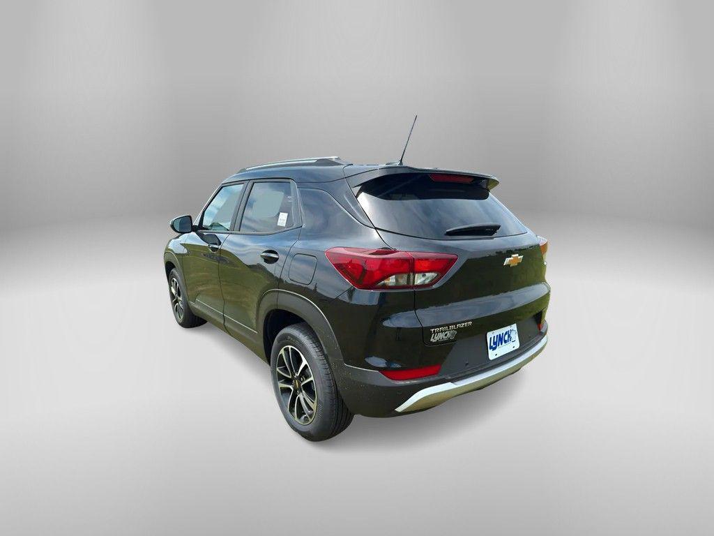 new 2026 Chevrolet TrailBlazer car, priced at $27,238