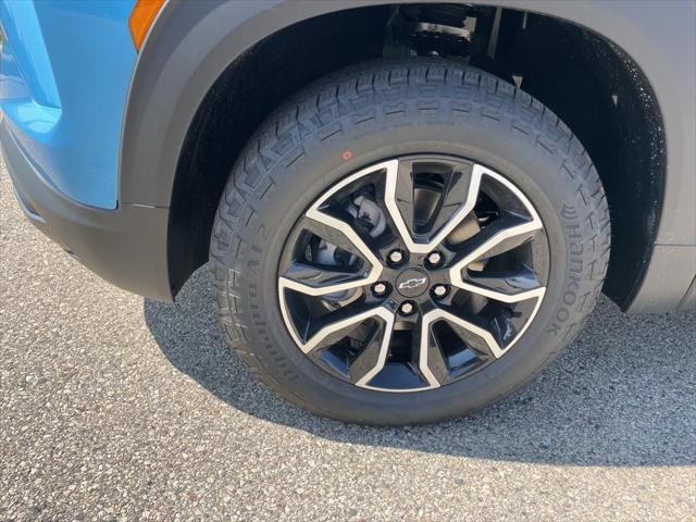 new 2025 Chevrolet TrailBlazer car, priced at $31,180