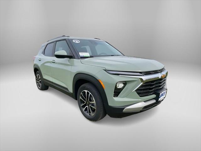 new 2025 Chevrolet TrailBlazer car, priced at $27,836