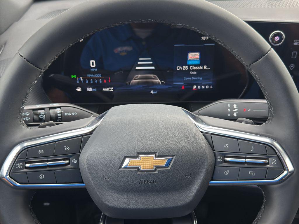 new 2026 Chevrolet Equinox car, priced at $30,397