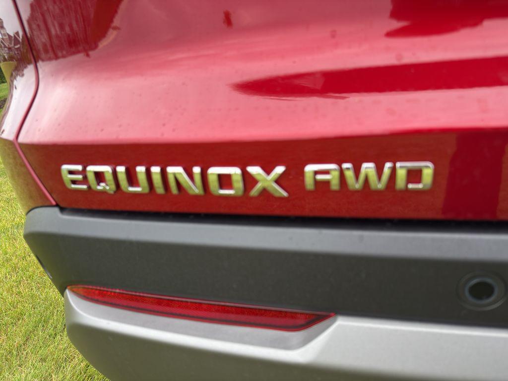 new 2026 Chevrolet Equinox car, priced at $34,902