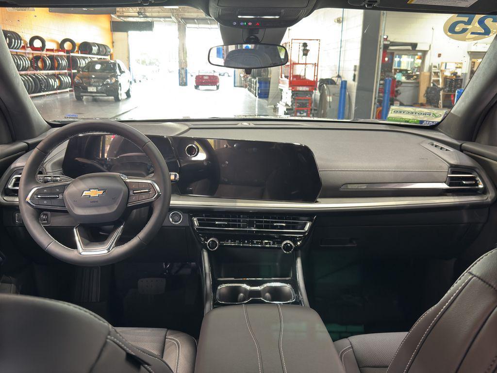 new 2025 Chevrolet Traverse car, priced at $43,461