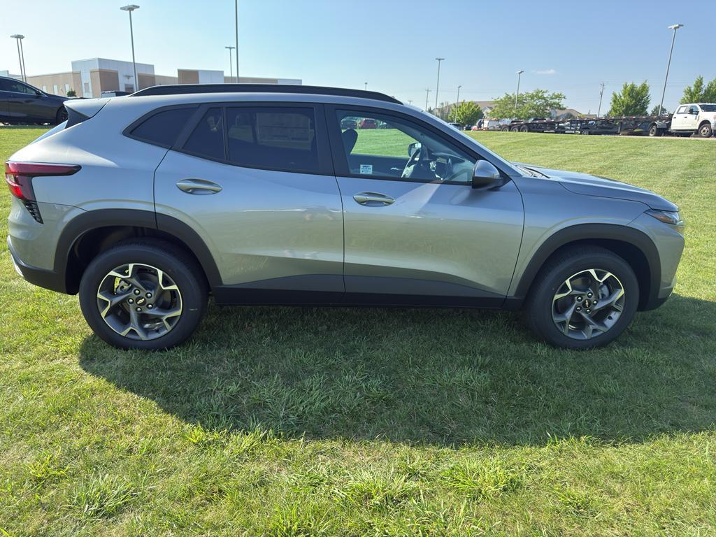 new 2025 Chevrolet Trax car, priced at $24,988