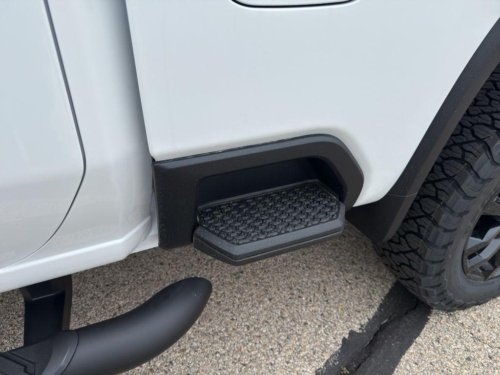 new 2025 Chevrolet Silverado 2500 car, priced at $62,244