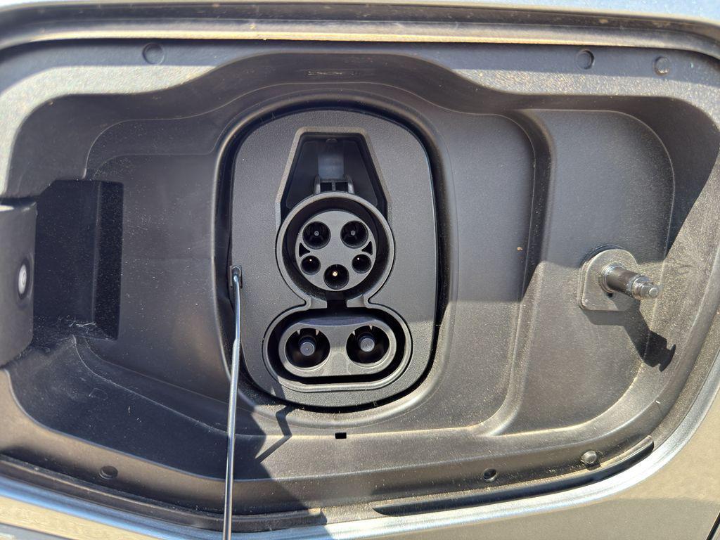 new 2025 Chevrolet Equinox EV car, priced at $38,090