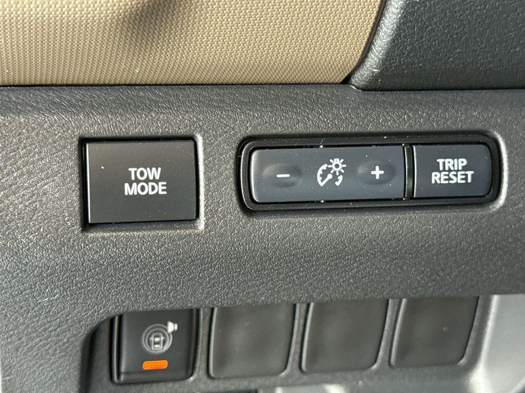used 2022 Nissan Frontier car, priced at $27,875