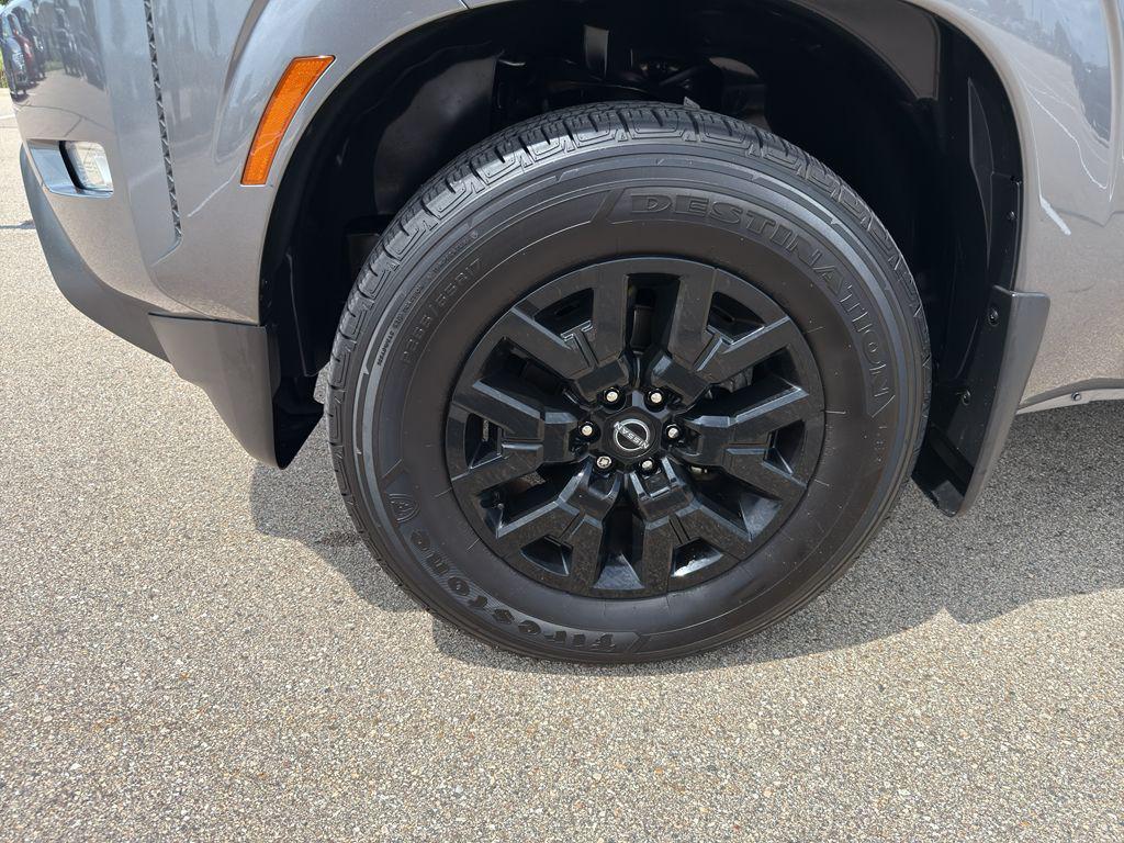 used 2022 Nissan Frontier car, priced at $27,875