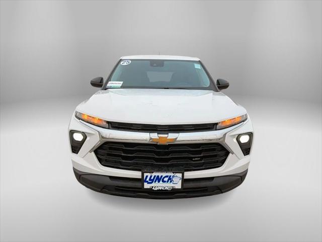 new 2025 Chevrolet TrailBlazer car, priced at $24,579