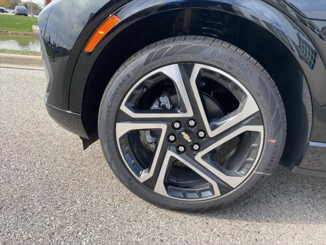 new 2025 Chevrolet Equinox car, priced at $43,895