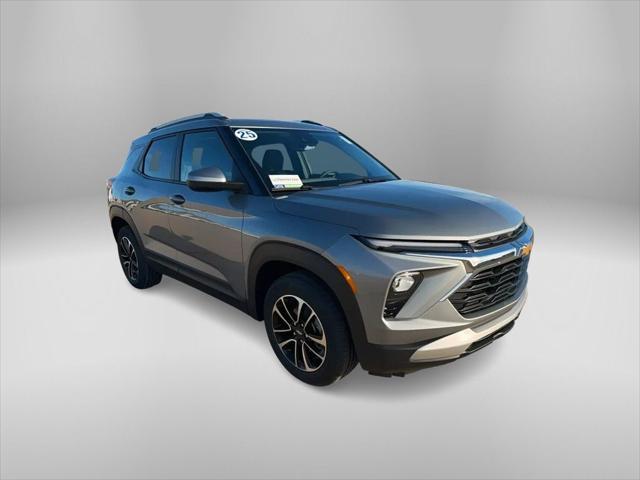 new 2025 Chevrolet TrailBlazer car, priced at $27,052