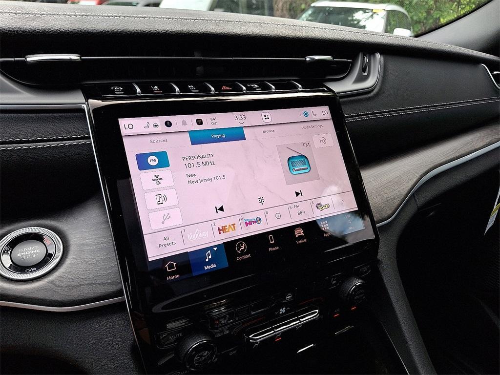 new 2025 Jeep Grand Cherokee car, priced at $49,415