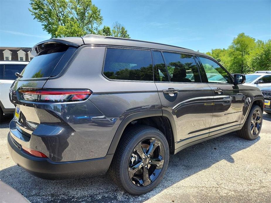 new 2024 Jeep Grand Cherokee L car, priced at $51,175