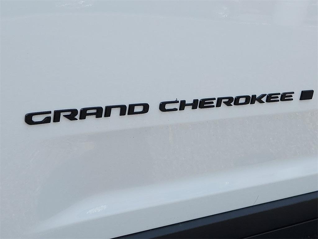 new 2025 Jeep Grand Cherokee car, priced at $47,780