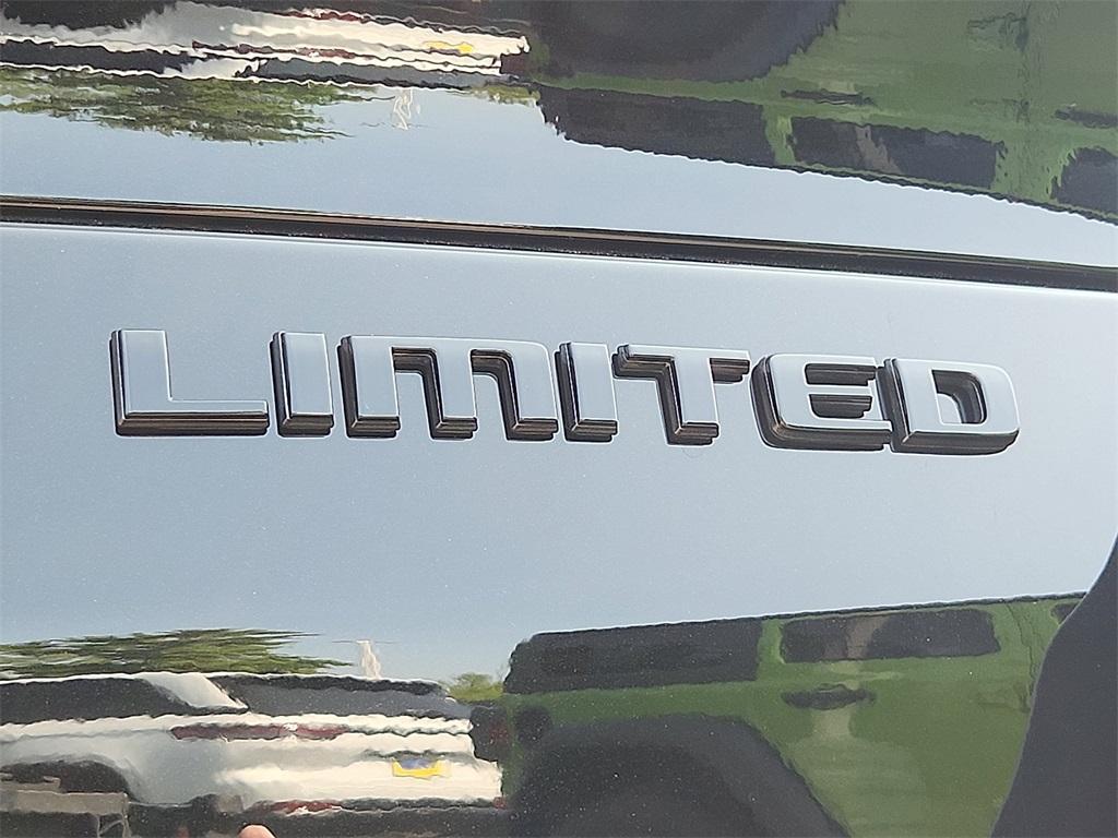 new 2025 Jeep Grand Cherokee L car, priced at $54,835