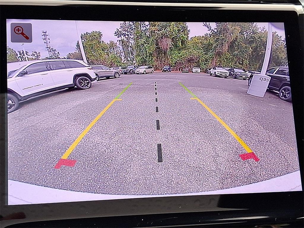 new 2025 Jeep Grand Cherokee car, priced at $52,140