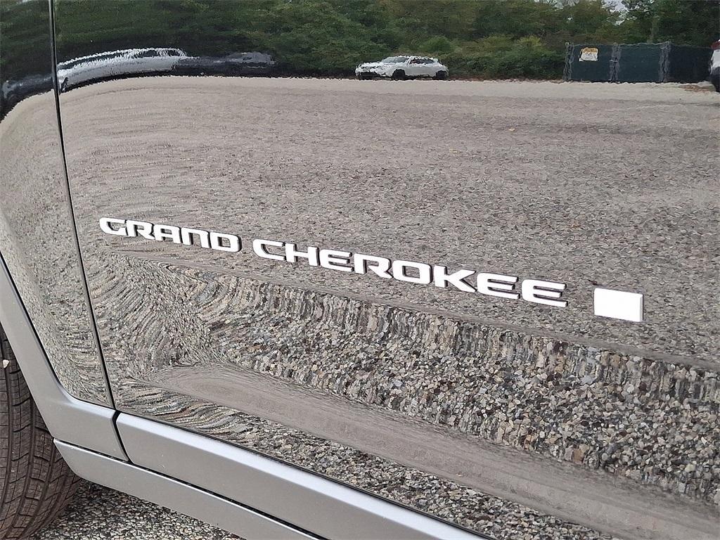 new 2025 Jeep Grand Cherokee car