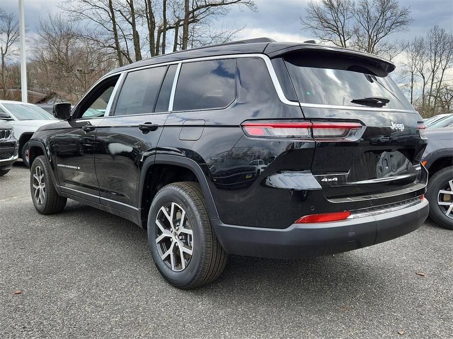 new 2024 Jeep Grand Cherokee L car, priced at $54,910