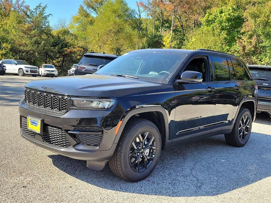 new 2025 Jeep Grand Cherokee car, priced at $46,530